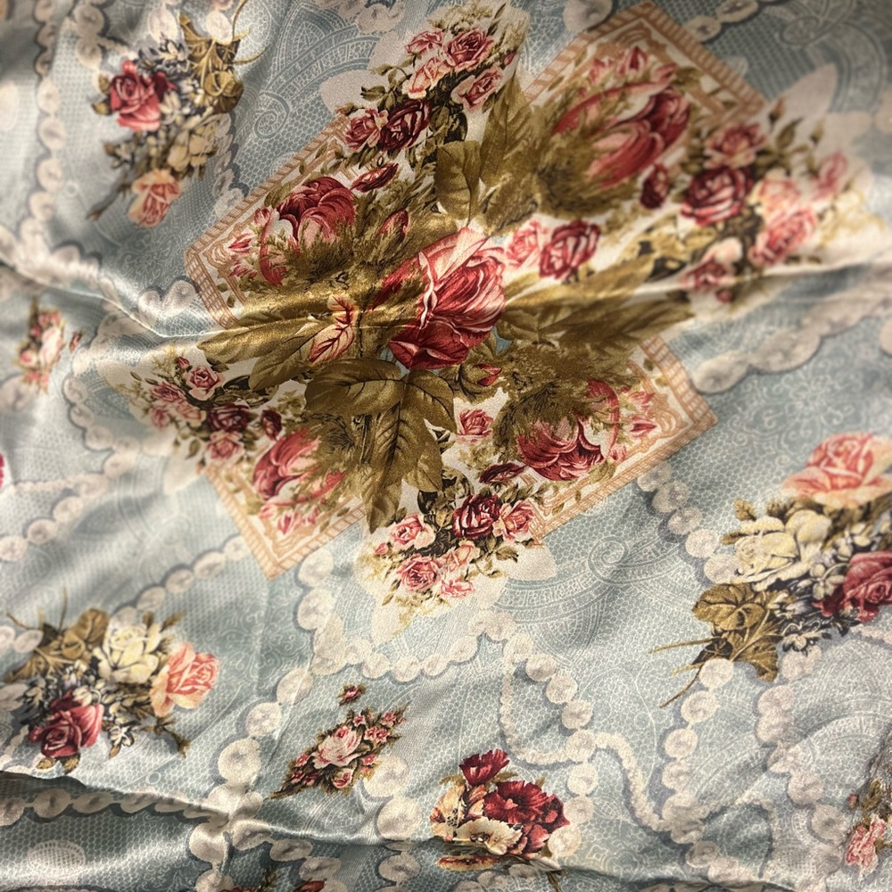 Rare Vintage 80s Oscar De La Renta Silk Scarf - Picture 2 of 4